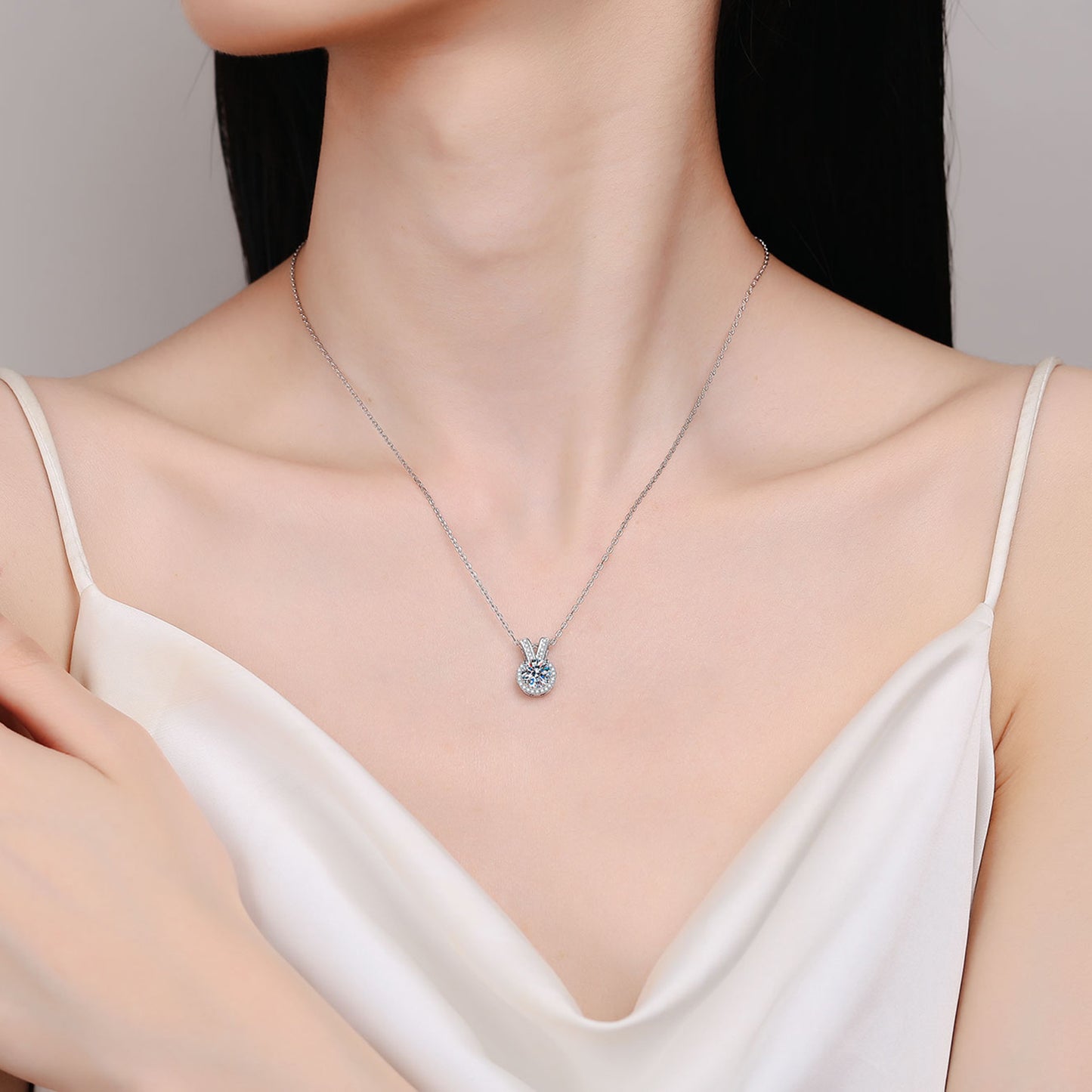 1 Carat Moissanite Rabbit Ears Pendant Necklace – Playful Elegance | MerchLuxx - MerchLuxx