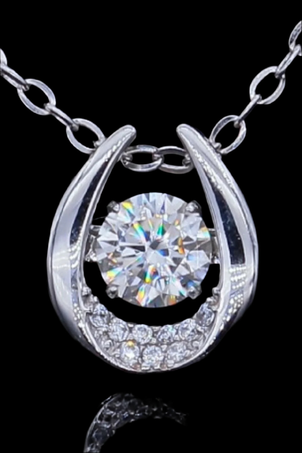 Moissanite Zircon Pendant Necklace – Elegant Minimalist Sparkle | MerchLuxx - MerchLuxx