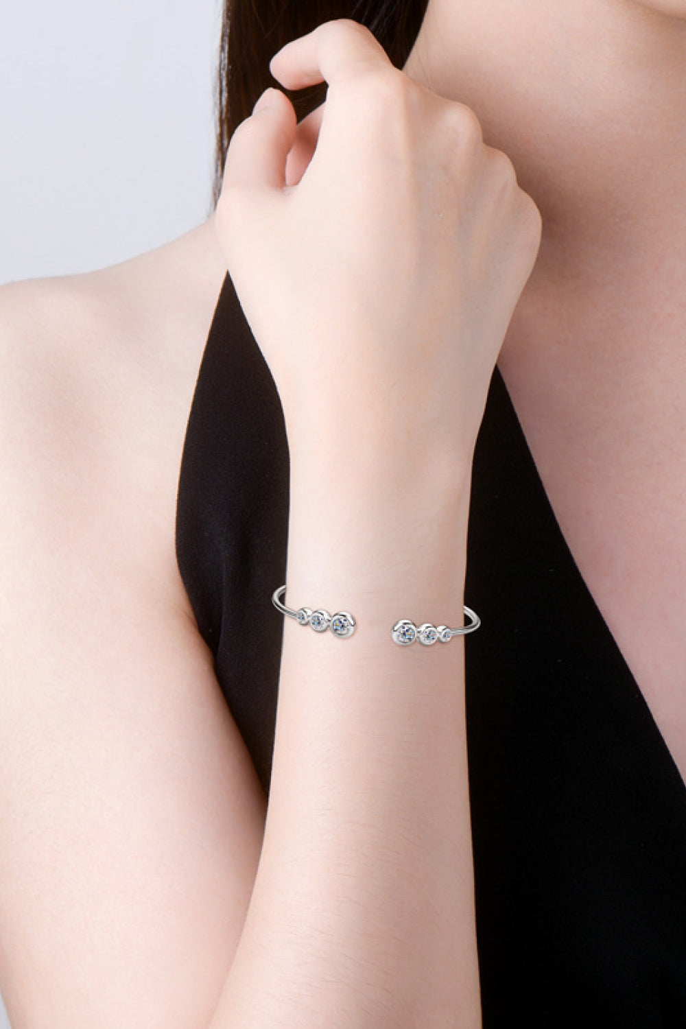 1.8 Carat Moissanite 925 Sterling Silver Bracelet – Timeless Luxury | MerchLuxx - MerchLuxx