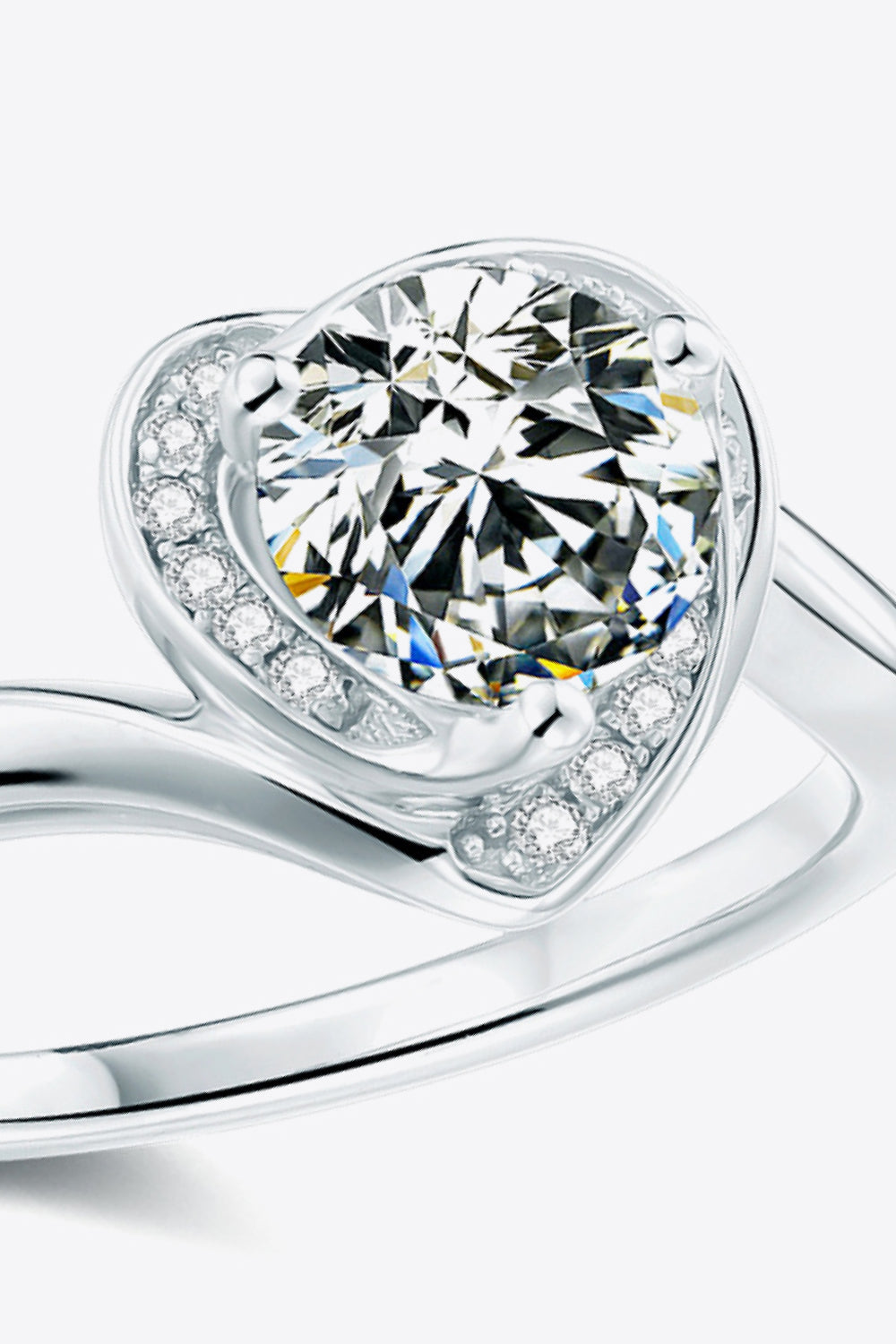 1 Carat Moissanite Heart Ring – Platinum-Plated Sterling Silver | MerchLuxx - MerchLuxx