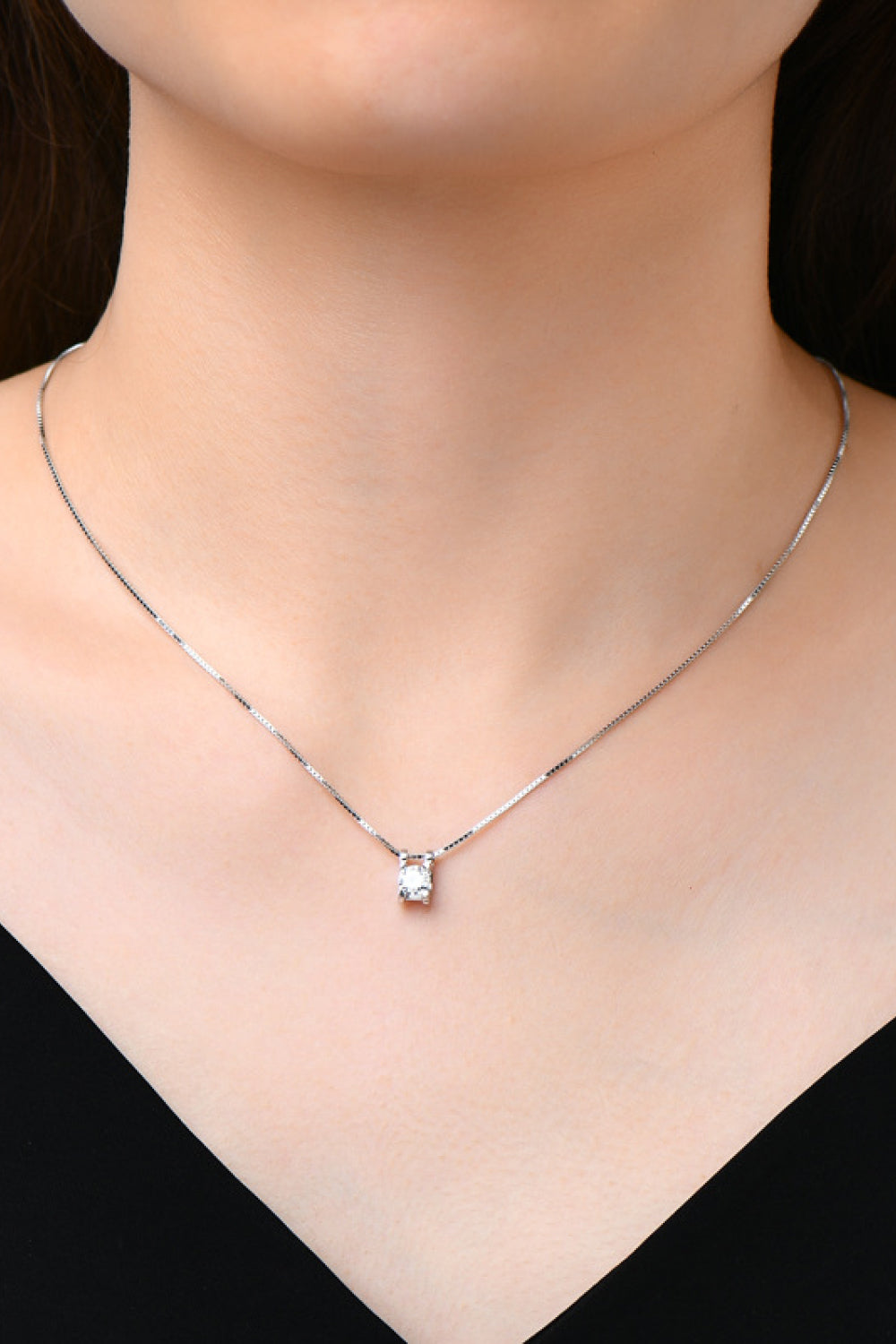 Exquisite Moissanite 925 Sterling Silver Necklace – Timeless Brilliance | MerchLuxx - MerchLuxx