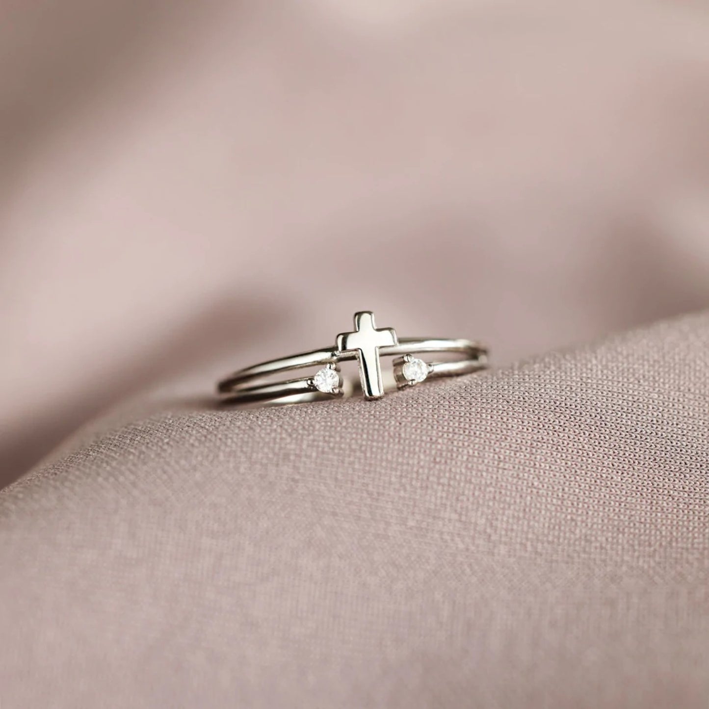 925 Sterling Silver Adjustable Cross Ring – Timeless & Minimalist | MerchLuxx - MerchLuxx
