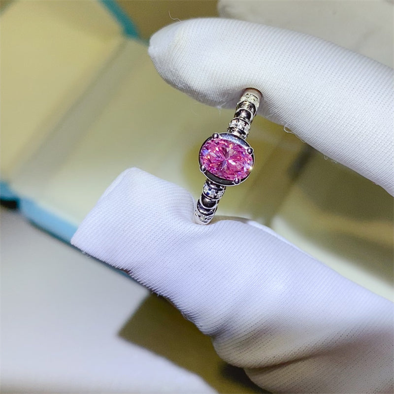 1 Carat Pink Inlaid Moissanite Ring – Elegant Sparkle | MerchLuxx - MerchLuxx