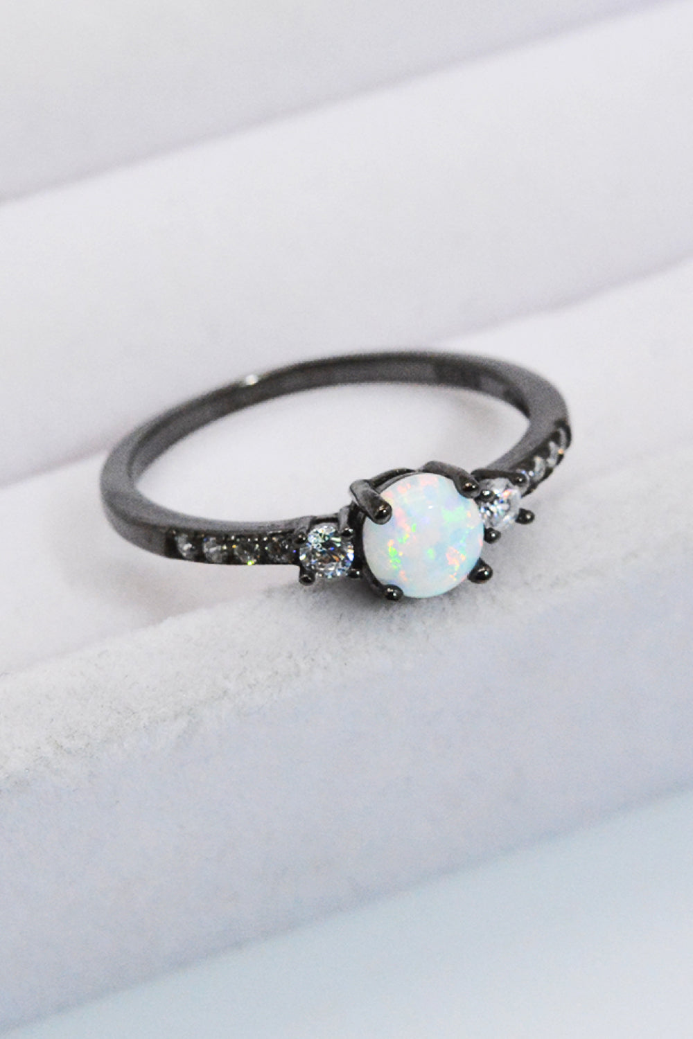 925 Sterling Silver Round Opal Ring – Minimalist Black Gold-Plated | MerchLuxx - MerchLuxx