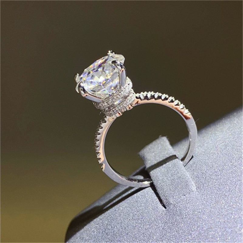 5 Carat Solitaire Moissanite Sterling Silver Ring – Classic Brilliance | MerchLuxx - MerchLuxx