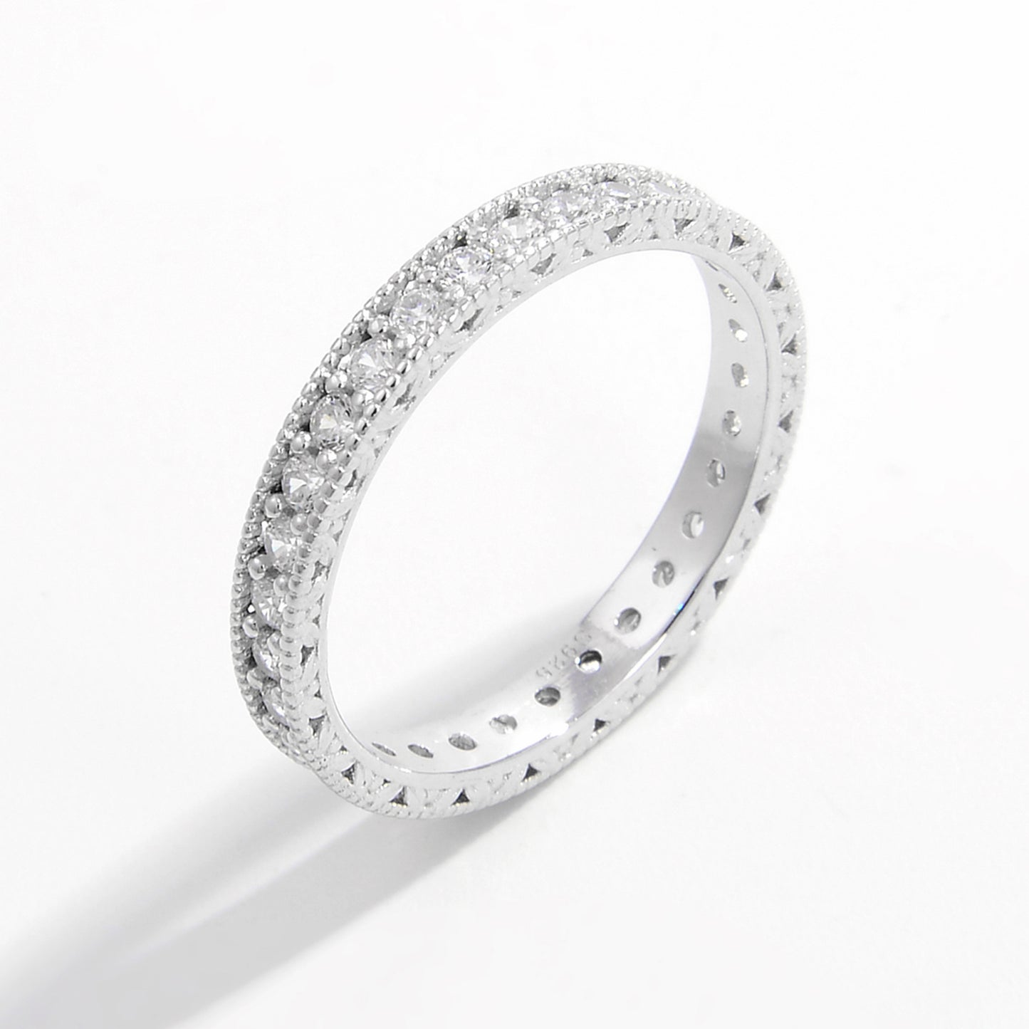 925 Sterling Silver Zircon Ring – Sleek & Sparkling | MerchLuxx - MerchLuxx