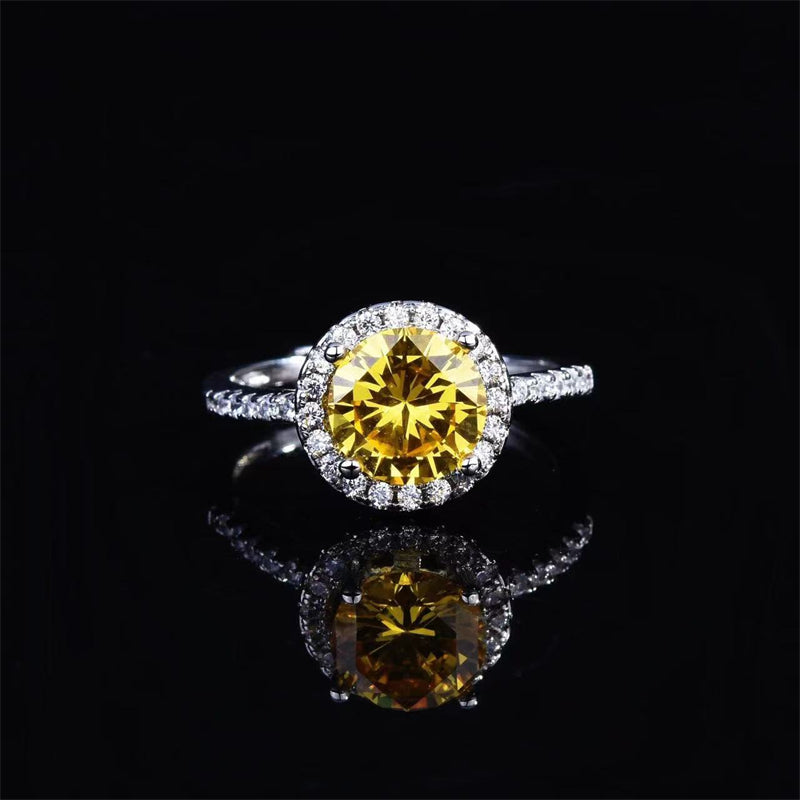 1 Carat Moissanite Ring with Gold Brilliant Stone – Radiant Elegance | MerchLuxx - MerchLuxx