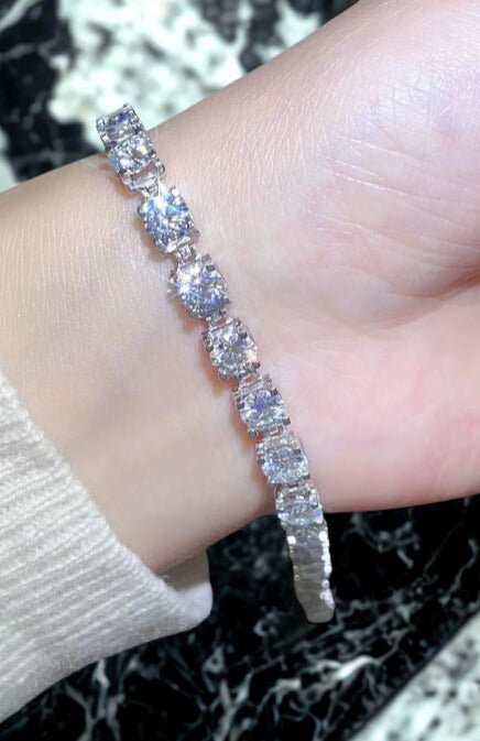 Brillara™ 10-Carat Moissanite Tennis Bracelet