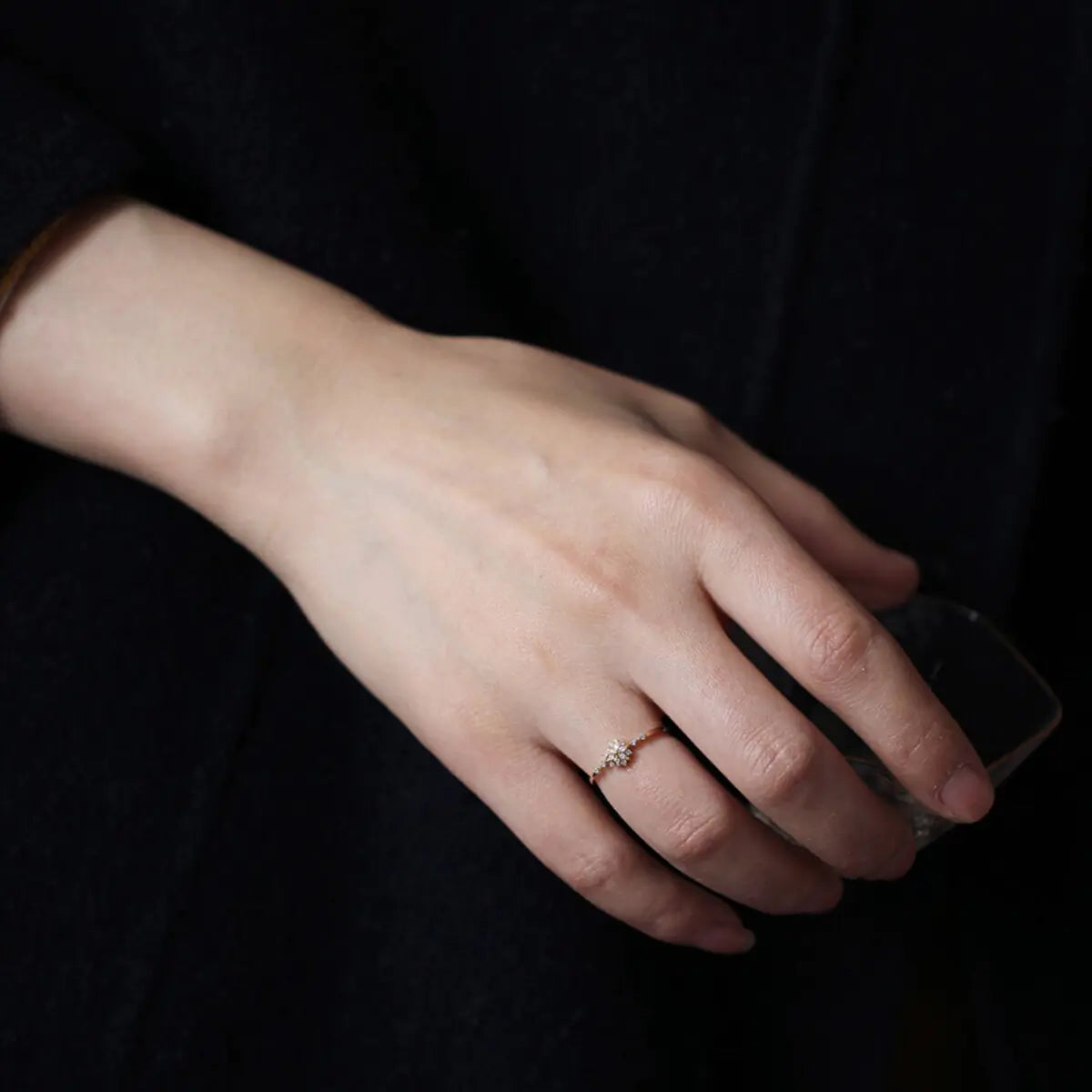 10K Yellow Gold Zircon Diamond Ring – Elegant & Timeless | MerchLuxx - MerchLuxx